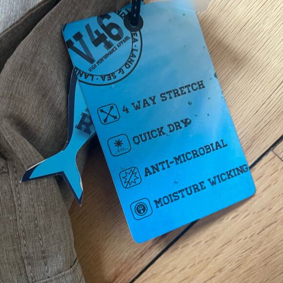 Vintage 1946 Mens FISHER Shorts Size 36 Tan Hybrid Performance Cargo - Picture 3 of 4